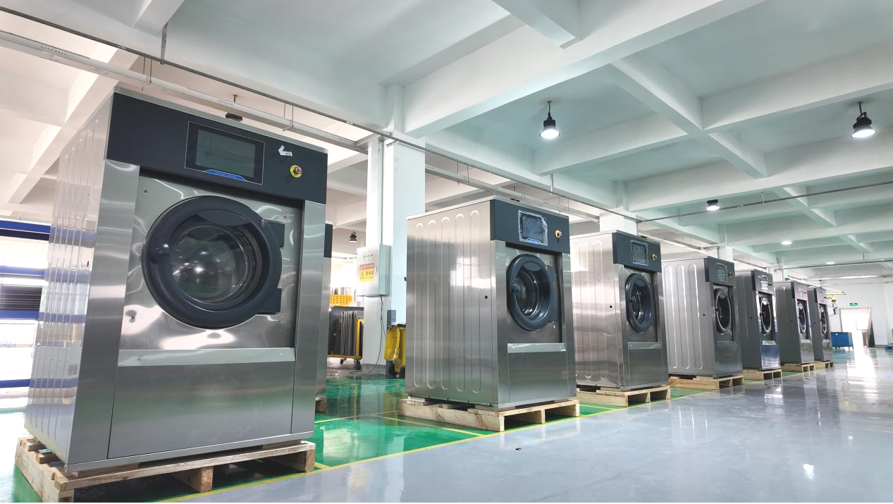 Choosing the Right Dispenser: Peristaltic Pump or Venturi?